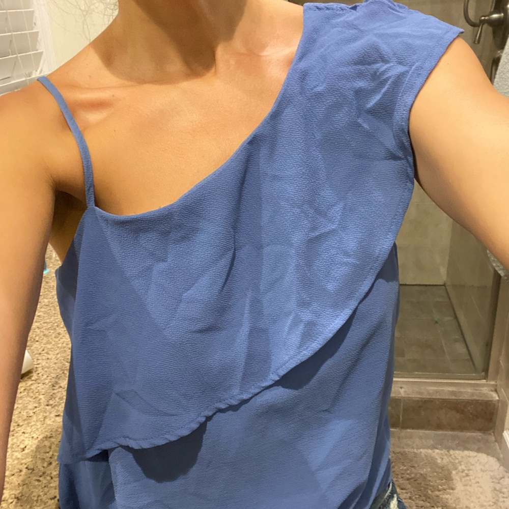 Cold shoulder blue top